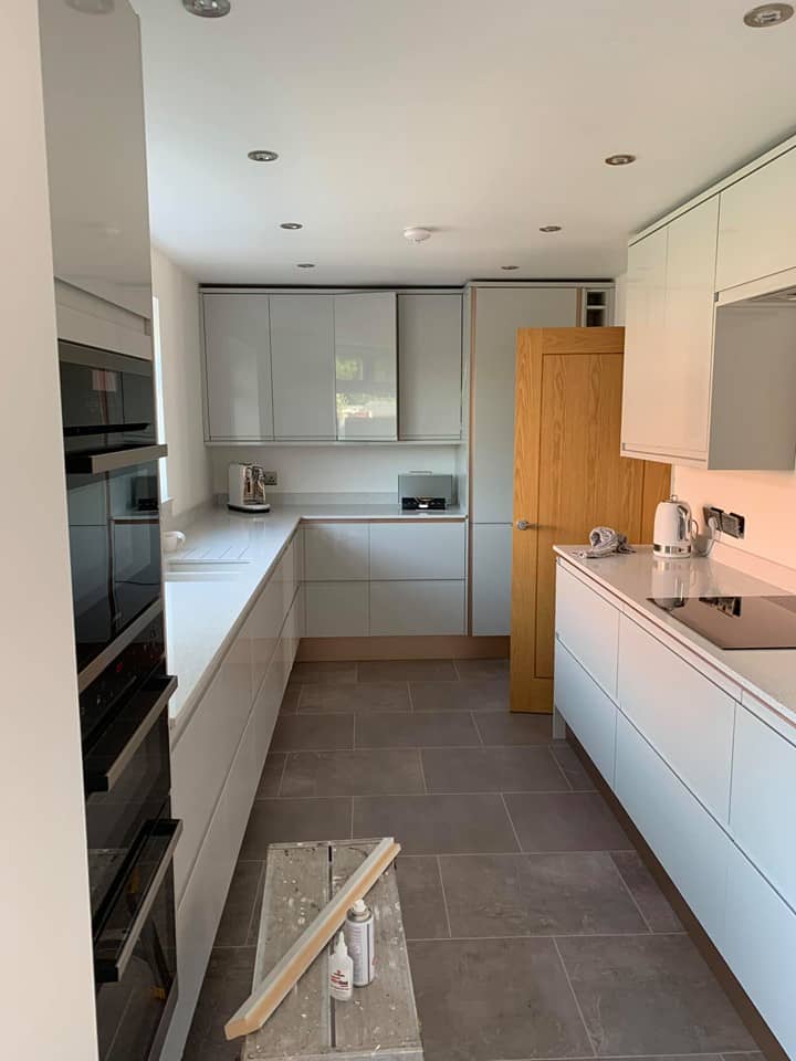 Johnny & Lindsay’s Kitchen from Howdens | kitchen joinery